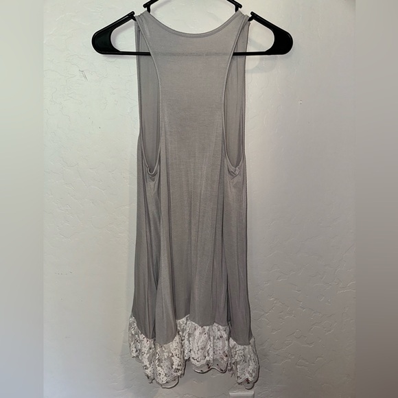 Grace & Lace Gray Floral Lace Layered Tank Top - Picture 4 of 4